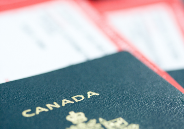 Passeports au Canada : la nouvelle garantie « 30 jours ou c’est gratuit » entre en vigueur