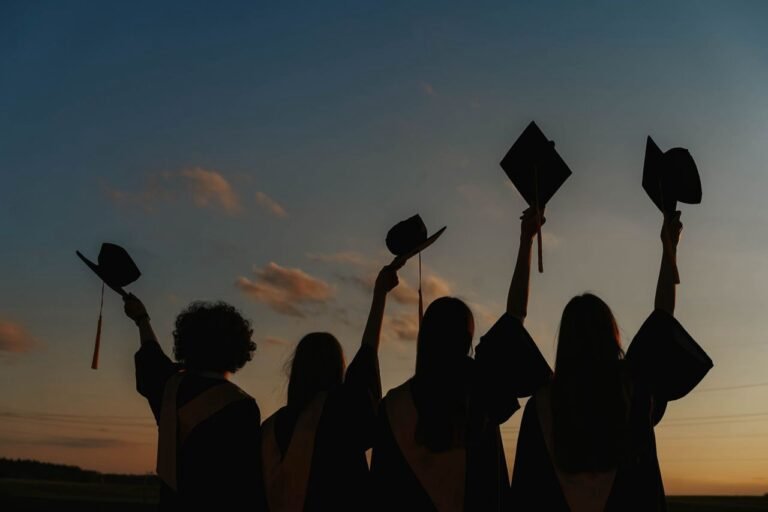 Étudiant international et limite d&rsquo;heures de travail : que risque-t-on vraiment en cas de dépassement ?