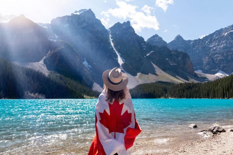 Voici Pourquoi le Canada Reste une Destination de Choix Malgré un Contexte Plus Exigeant