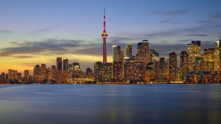 Reconversion professionnelle et immigration canadienne : prouver une expérience atypique à IRCC